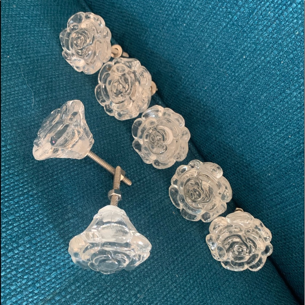 6 Rose Drawer Pulls - Clear glass